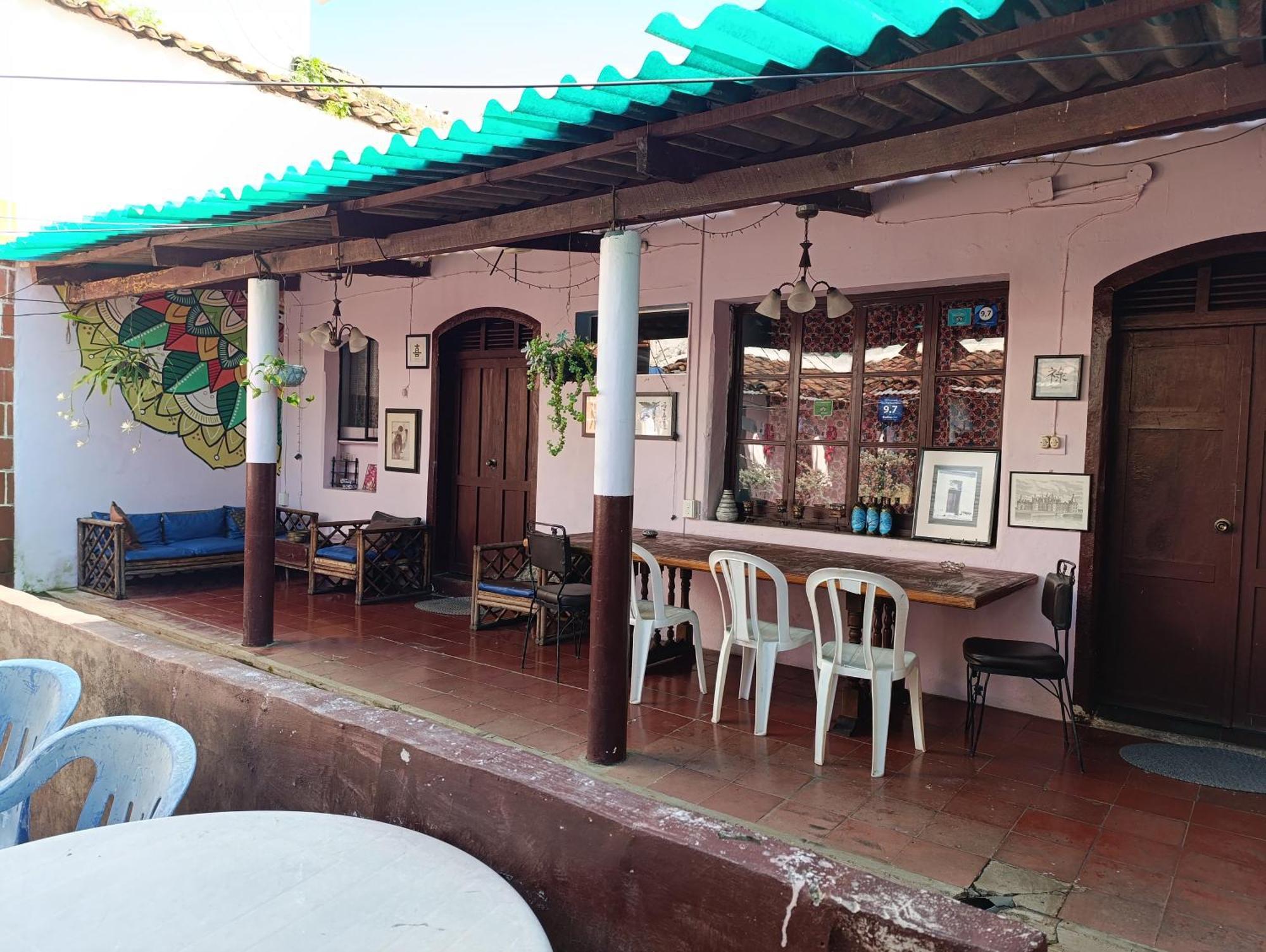 Casa Vieja Guest House Santa Ana Ngoại thất bức ảnh