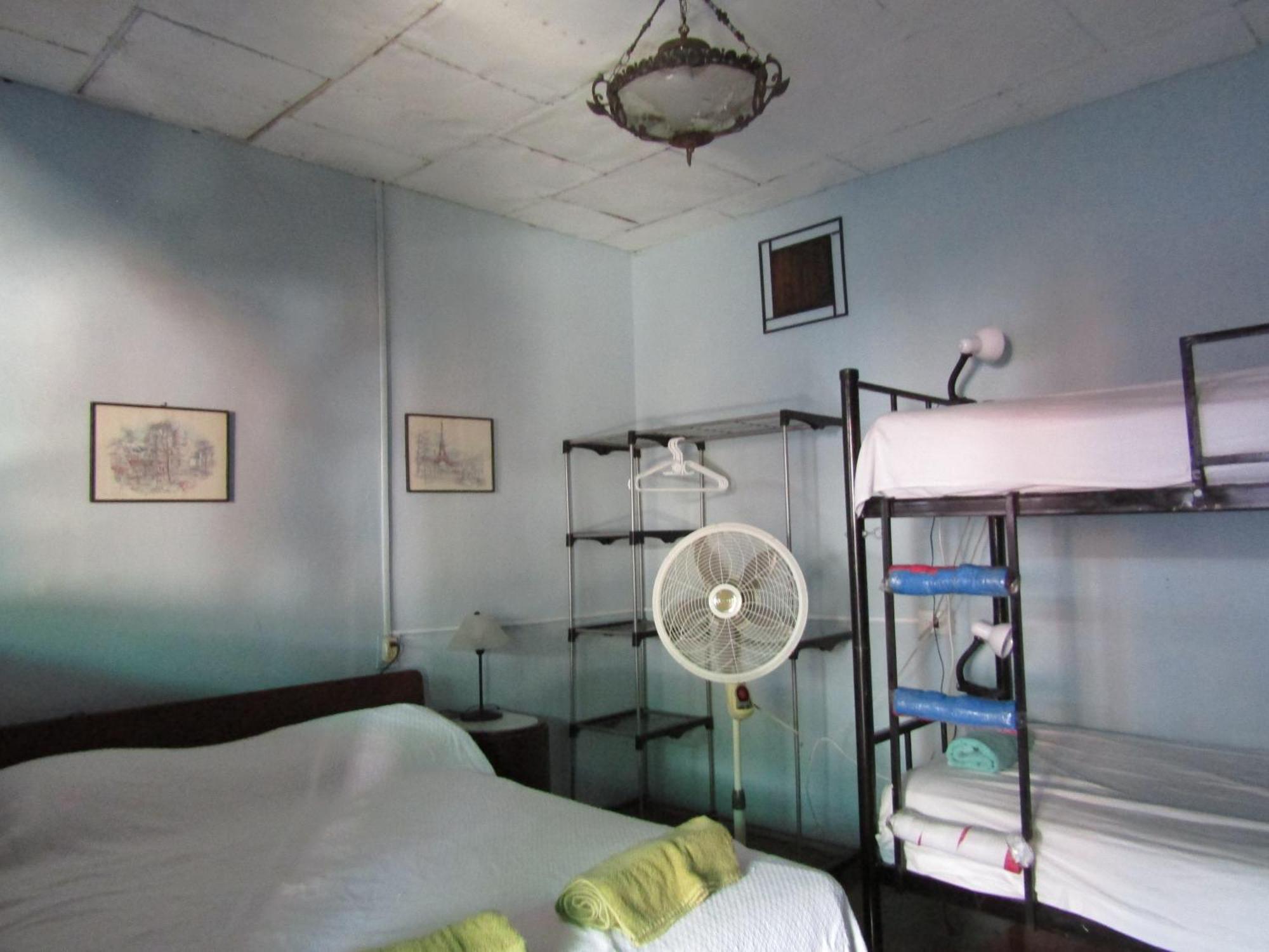 Casa Vieja Guest House Santa Ana Ngoại thất bức ảnh