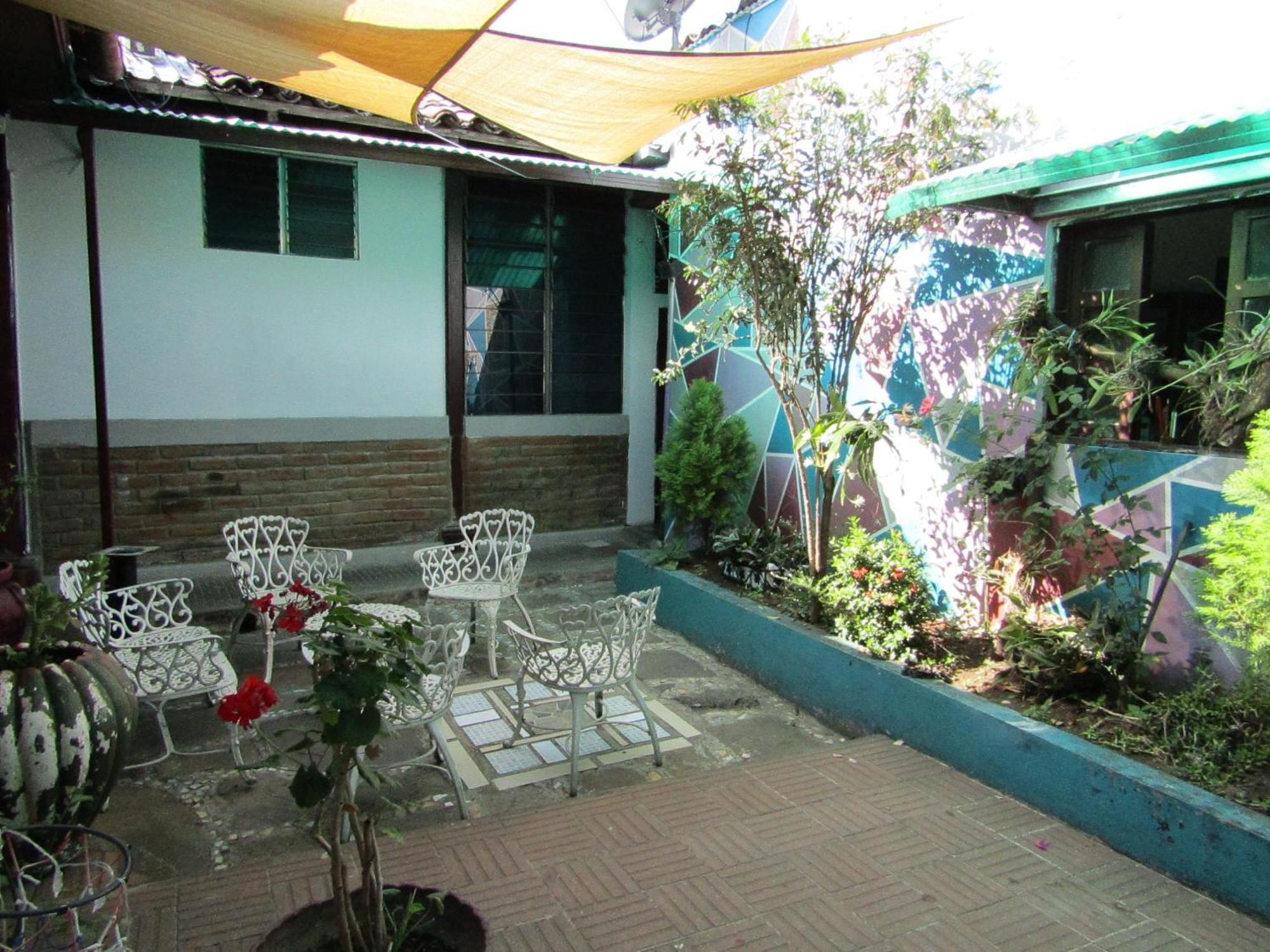Casa Vieja Guest House Santa Ana Ngoại thất bức ảnh